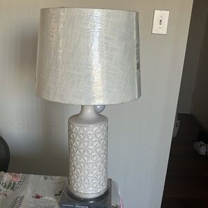 Hampton bay lamp shade and neutral ceramic table lamp base